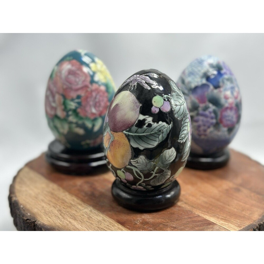 Chinoiserie Porcelain Eggs Hand Painted Flower Swirl Wood Base Lot Of 3